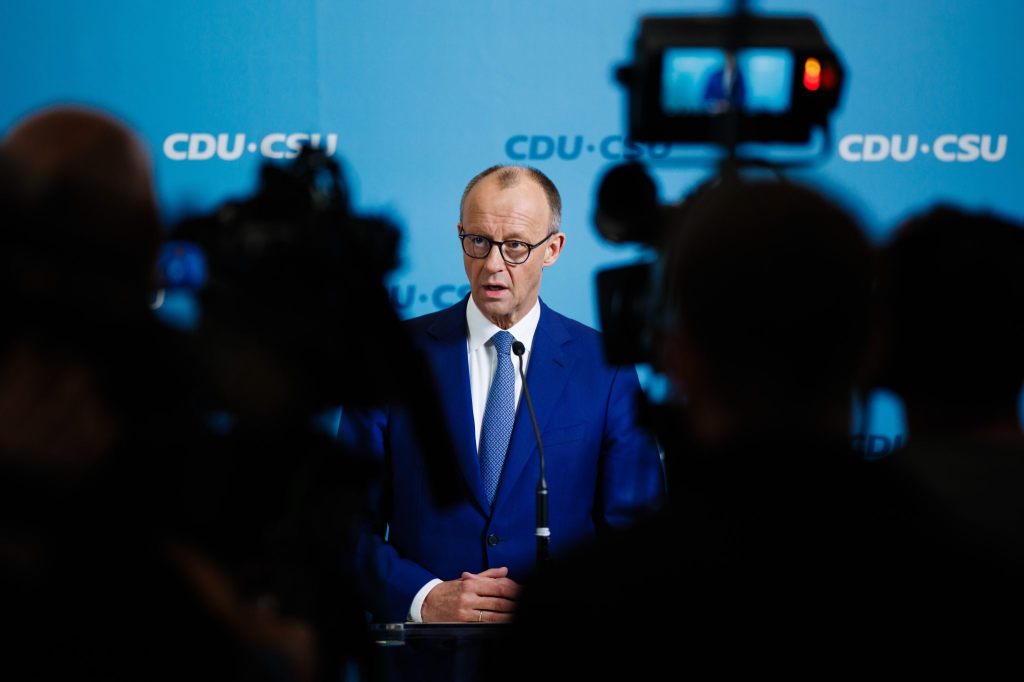 Union und SPD bei Votum über Finanzpaket vor erstem Test