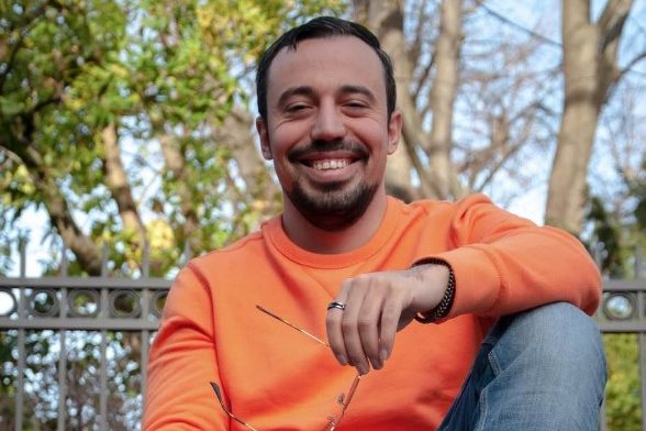 Influencer Zeki alkoholisiert am Steuer erwischt