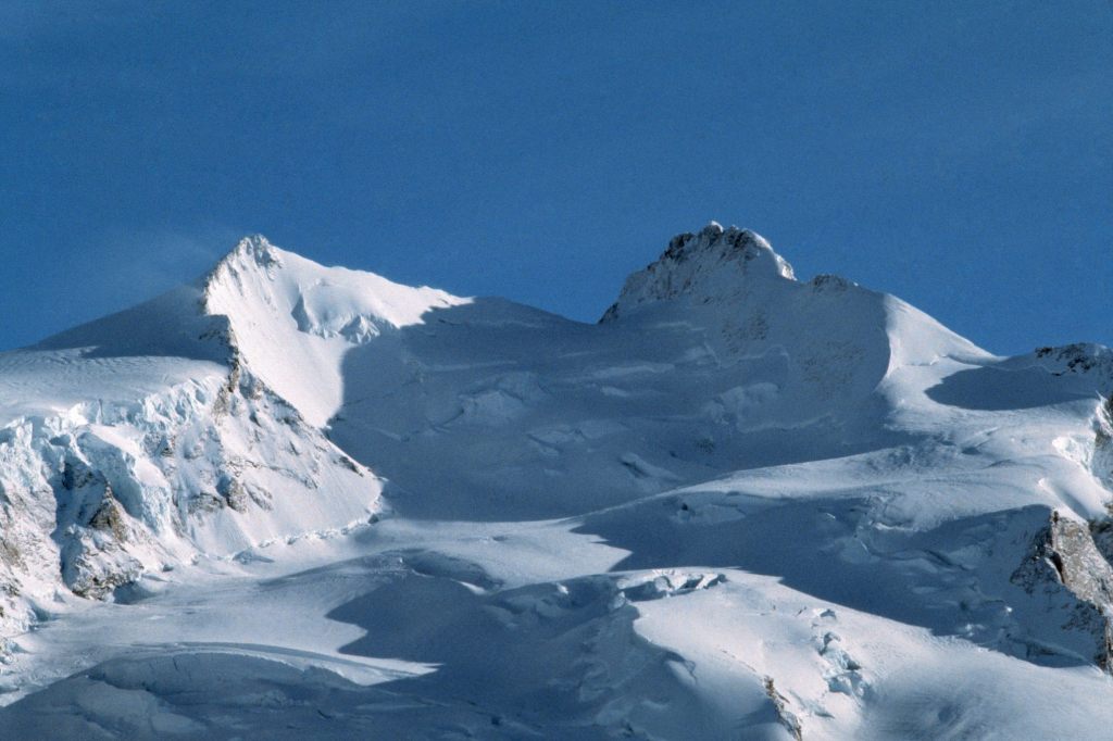 Skitourenfahrer stirbt bei Sturz an Dufourspitze im Wallis