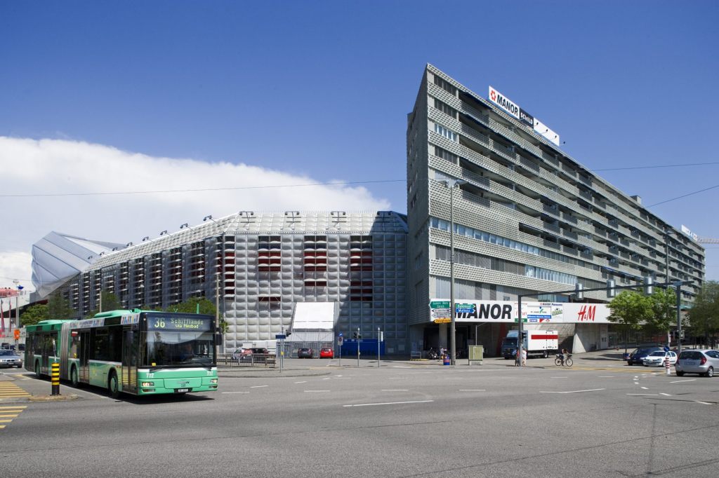 Im Shopping-Center St. Jakob-Park eröffnet eine neue Buchhandlung