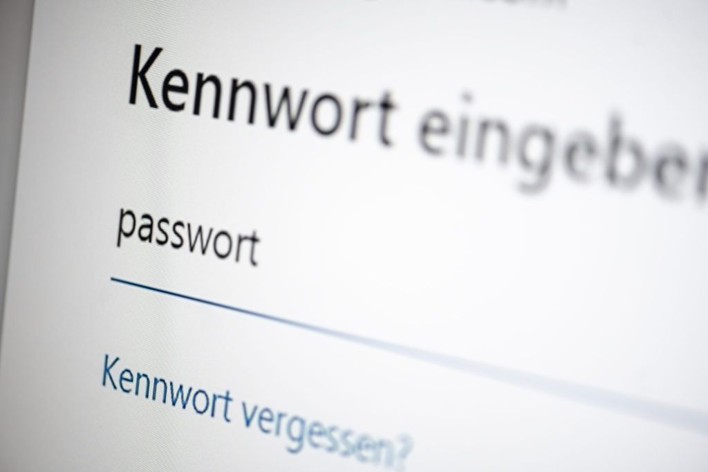 Mehrheit der Internetnutzer verwendet Passwörter mehrfach