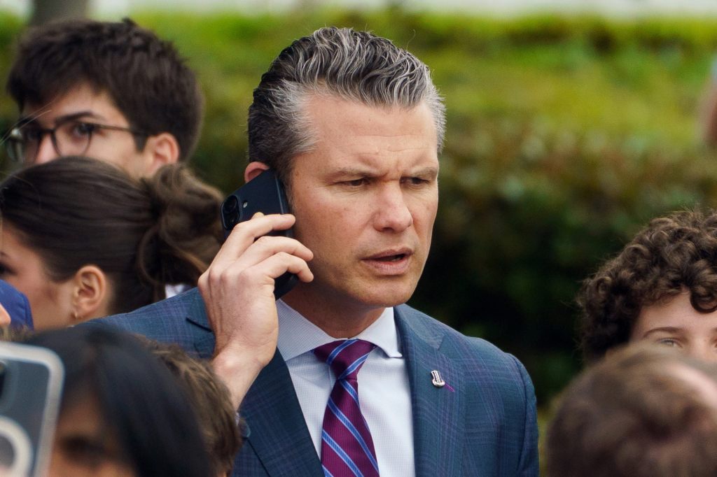 Mehr Druck auf Hegseth nach neuen Chat-Enthüllungen