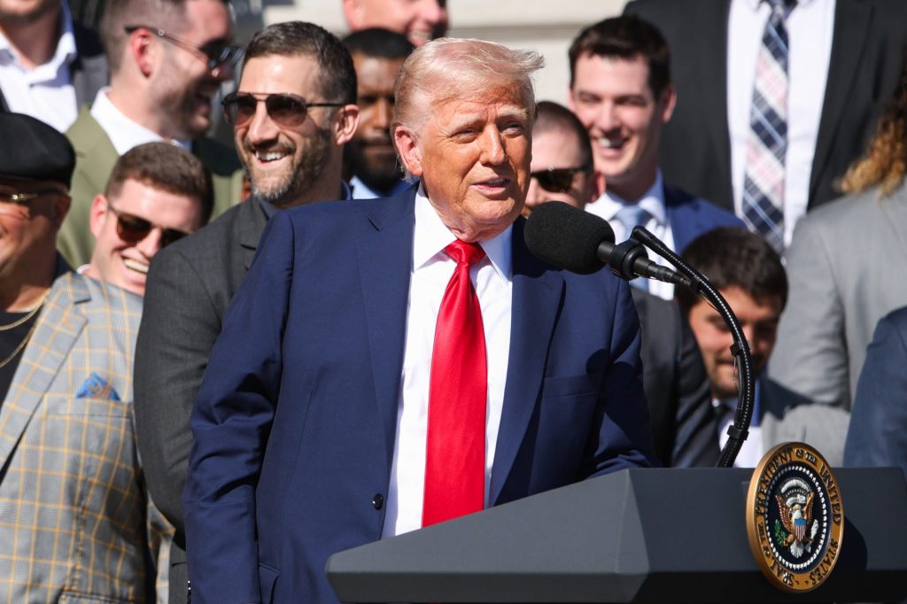 Trump: «Ich regiere das Land und die Welt»