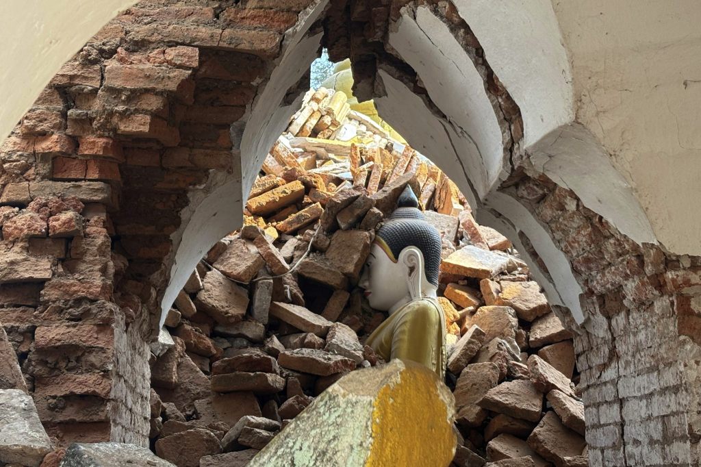 Zahl der Toten nach Erdbeben in Myanmar steigt auf über 3300