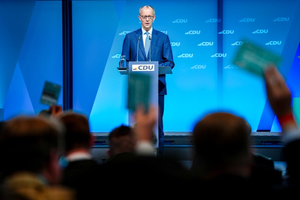 CDU, CSU und SPD unterzeichnen Koalitionsvertrag