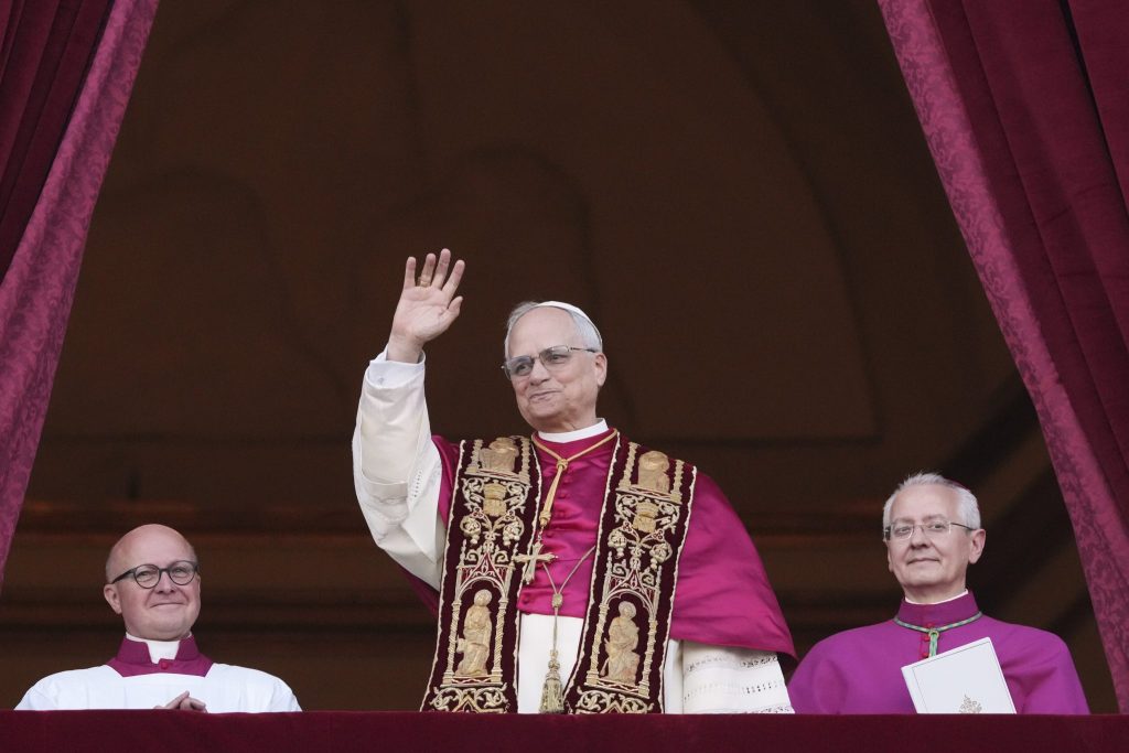 US-Amerikaner und Mathematiker: Alles zum neuen Papst Leo XIV.