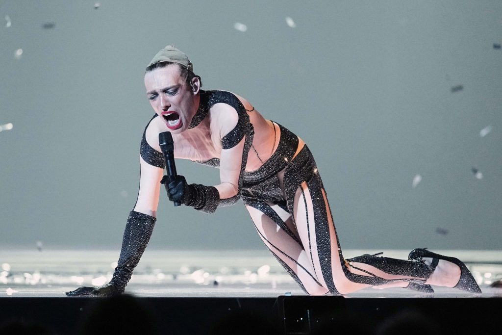 Nemo kündigt Debütalbum für Herbst 2025 an