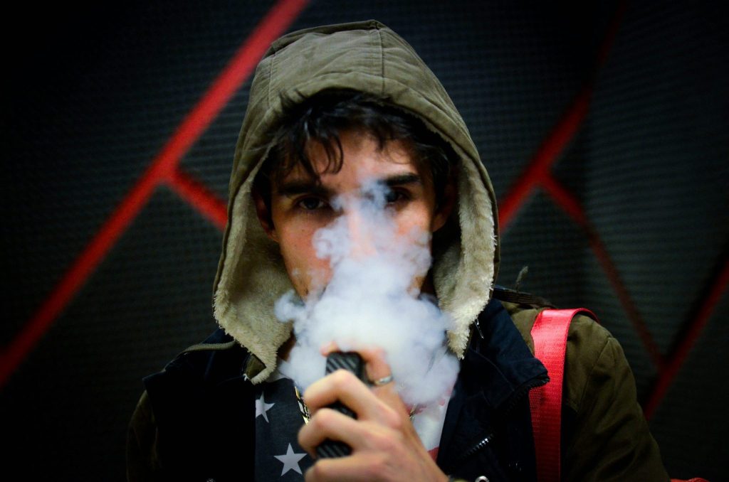 Neue Präventionskampagne: Influencer im Kampf gegen Vapes im Baselbiet