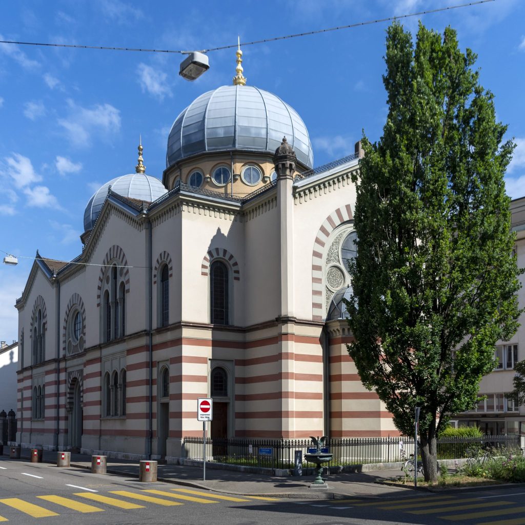 Interkantonales Pilotprojekt stärkt Führungskräfte in Religionsgemeinschaften