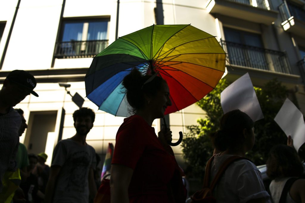 Mehr als 50 Personen wurden bei der Pride-Parade in Istanbul festgenommen
