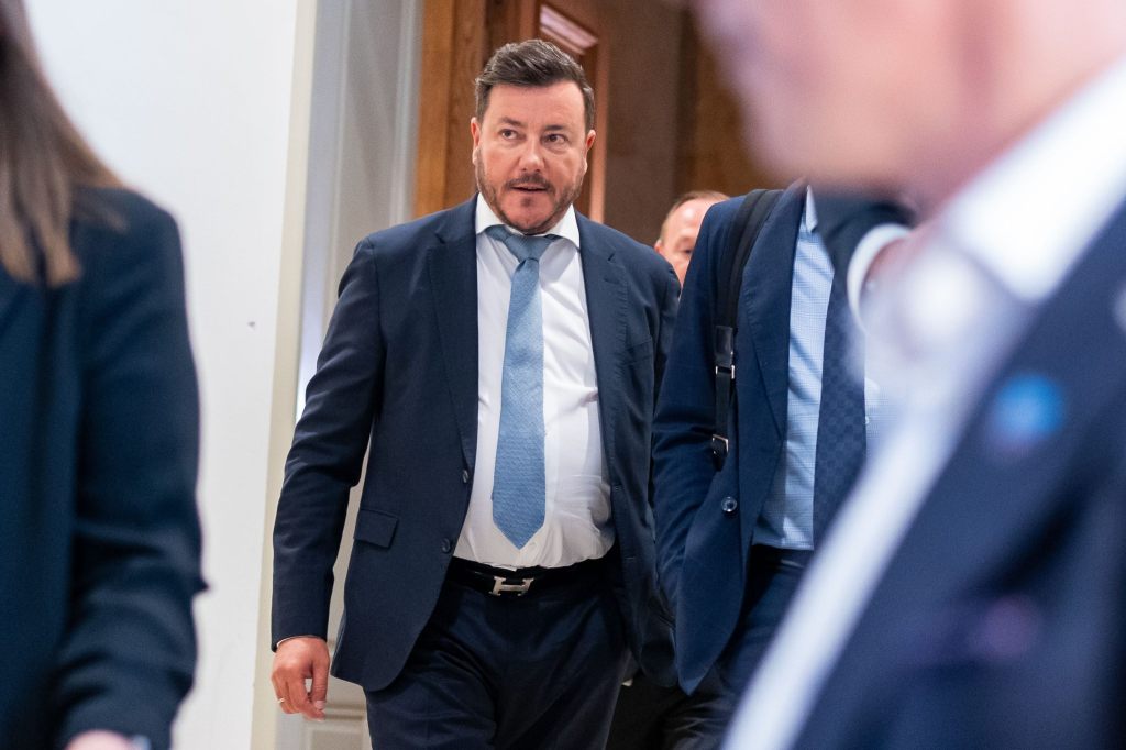 Erste Anklage gegen Benko könnte bald bevorstehen