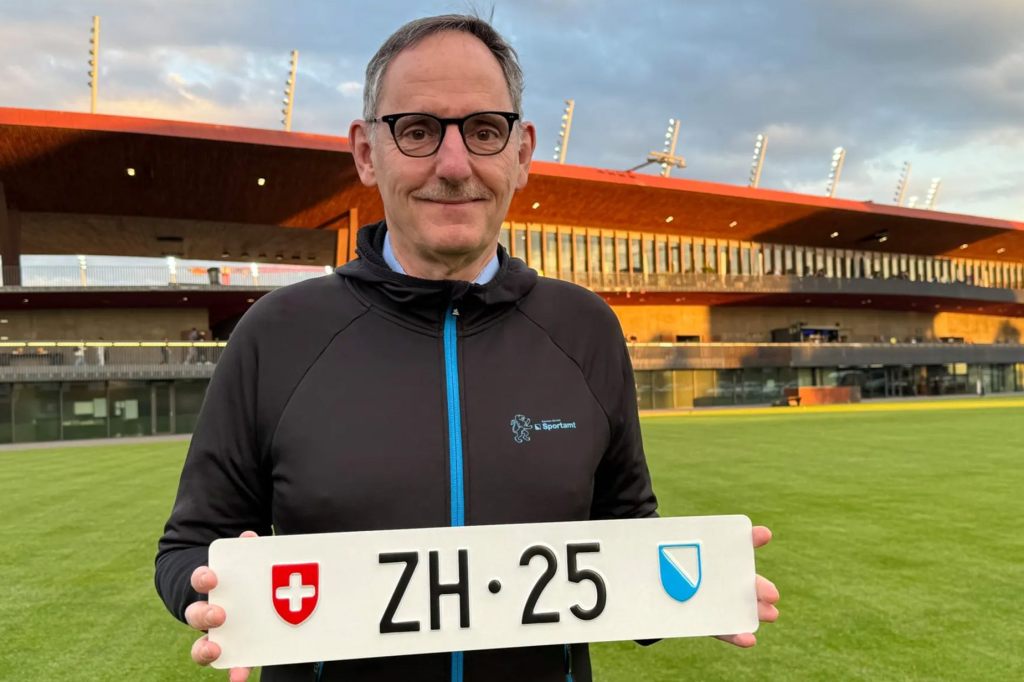 Kanton Zürich versteigert Autonummer «ZH 25» für 126’000 Franken