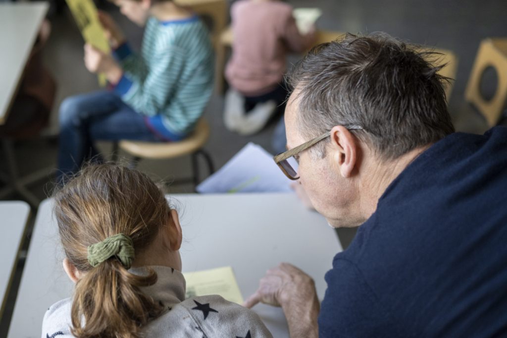Lehrpersonen sollen weniger Überstunden anhäufen