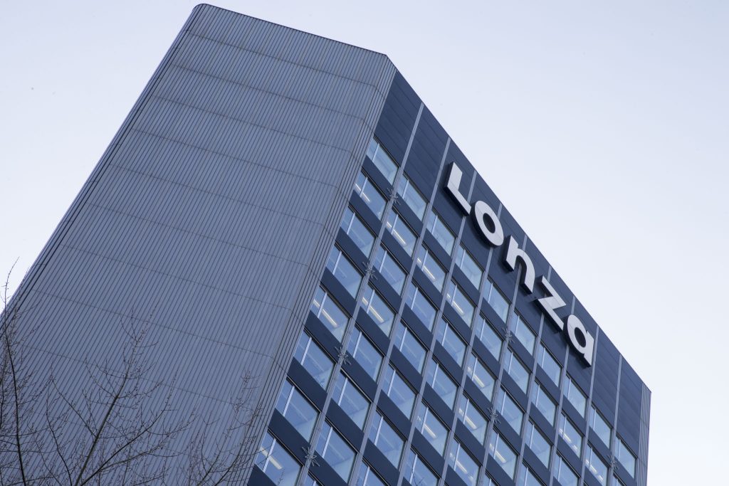 Lonza legt nach Zwischenjahr wieder deutlich zu