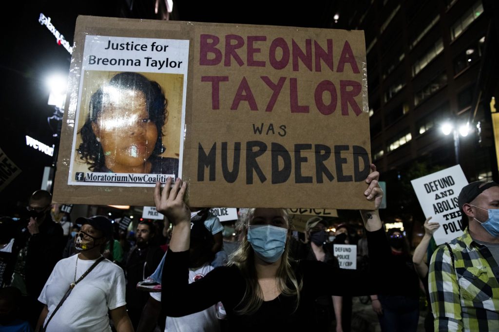 Nur ein Tag Haft – US-Justiz überrascht im Fall Breonna Taylor