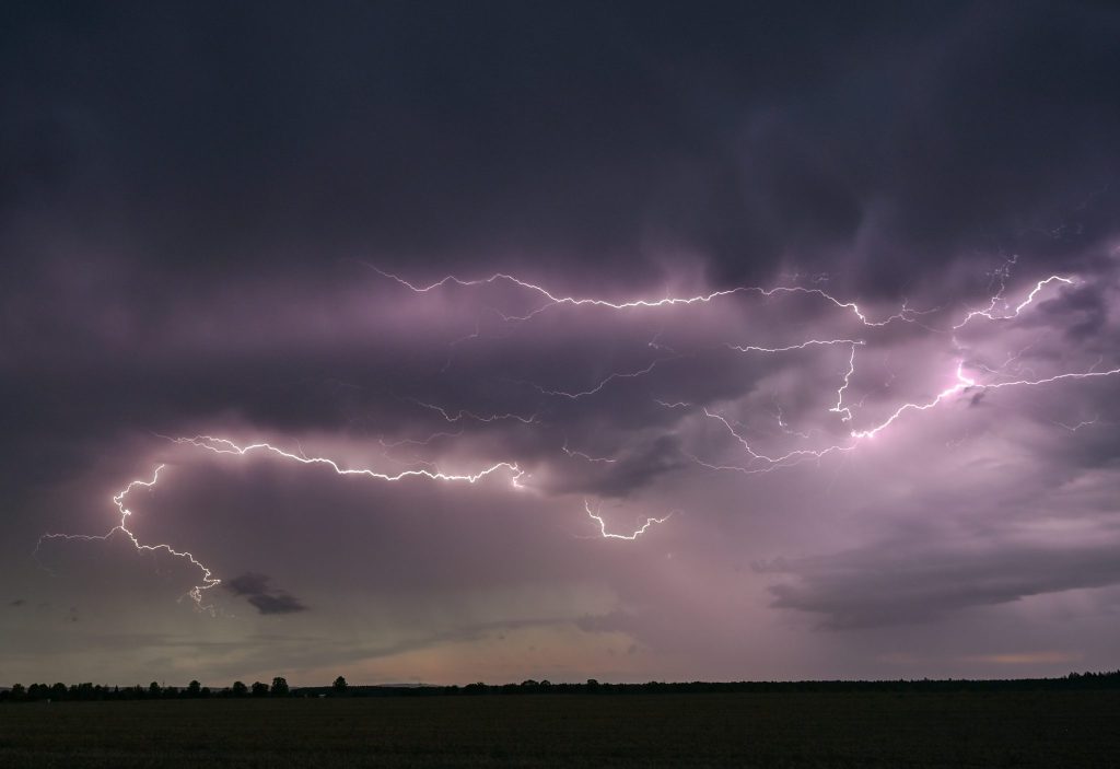 Unwetter in der Schweiz: Murgänge und Waldbrände