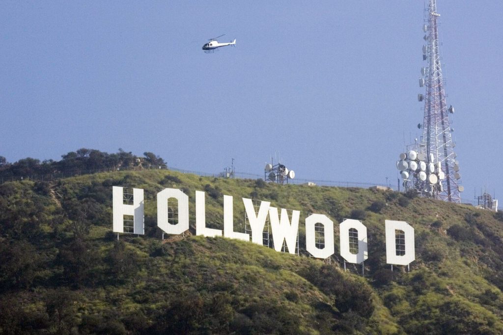 Dutzende Verletzte nach Fahrt in Menge in Hollywood