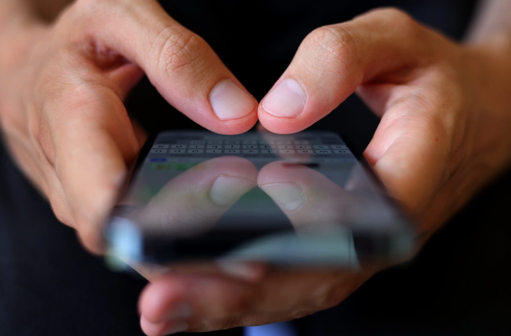 Sextortion ist gemäss einer Studie im Sport allgegenwärtig