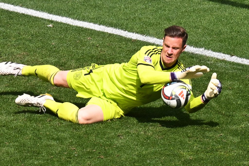 Wieder lange Pause für Deutschlands Nationalgoalie