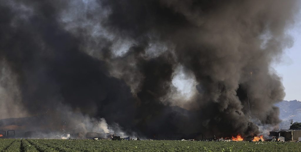 Riesige Explosion in US-Feuerwerksfabrik &#8211; sieben Vermisste