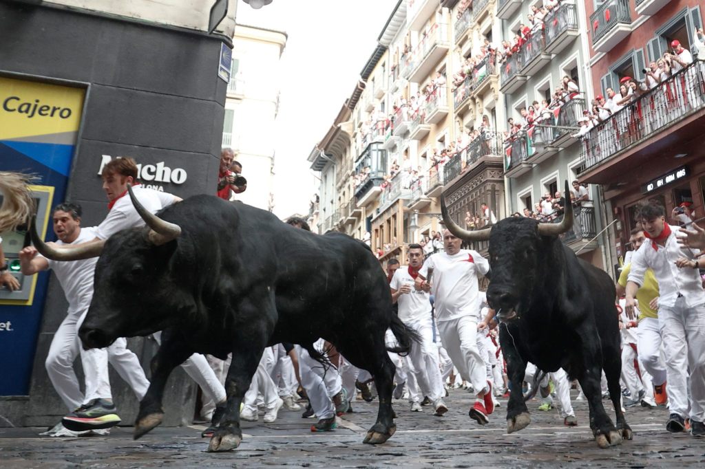 Mehrere Verletzte bei erster Stierhatz in Pamplona