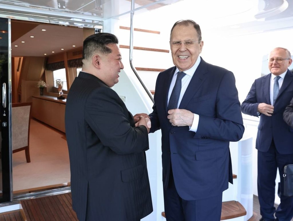 Russischer Aussenminister Lawrow trifft Nordkoreas Machthaber Kim