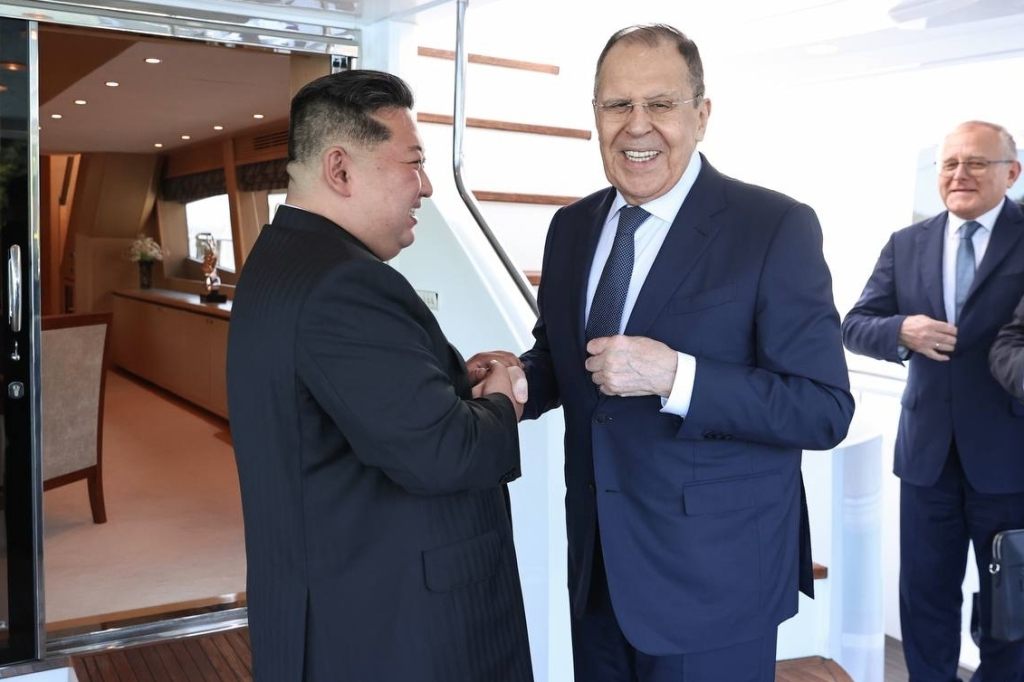 Russischer Aussenminister Lawrow trifft Nordkoreas Machthaber Kim