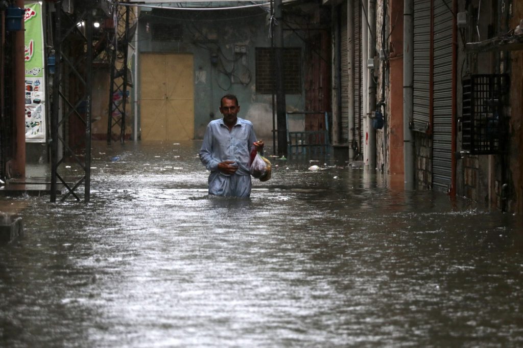 Starkregen in Pakistan &#8211; Evakuierungen in Millionenstadt