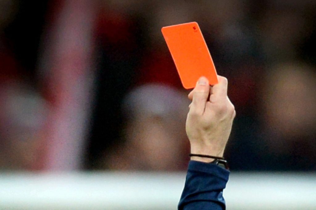 Schiedsrichter geschlagen: dreijährige Stadionsperre für Vater