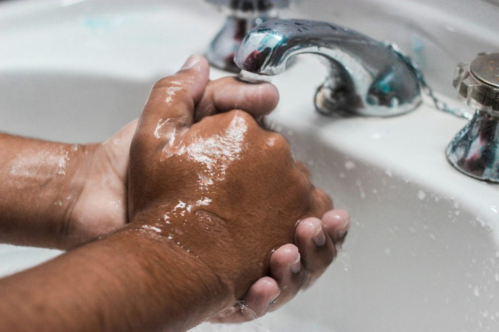 So viele waschen nach dem Toilettengang die Hände nicht