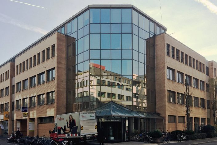 Abriss des «Hauses der Ingenieure» sorgt für Kritik: Anwohnende fordern nachhaltige Lösung
