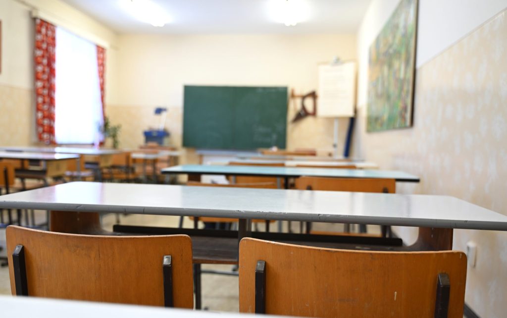 Immer mehr Kinder fehlen in der Schule &#8211; Lehrerverbände fordern Hilfe