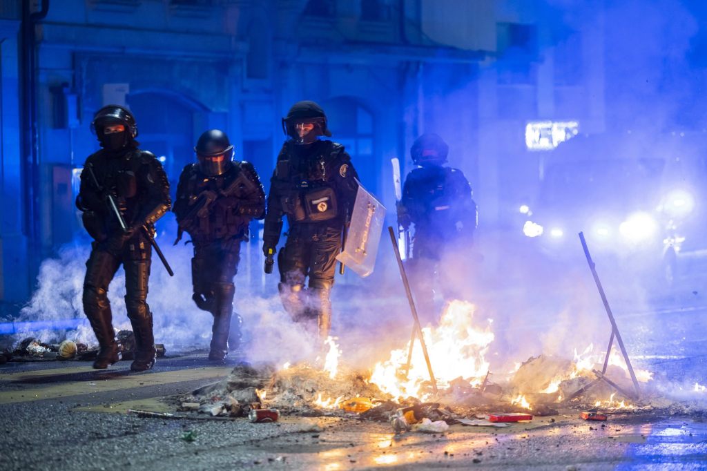 Sieben Festnahmen nach Ausschreitungen in Lausanne