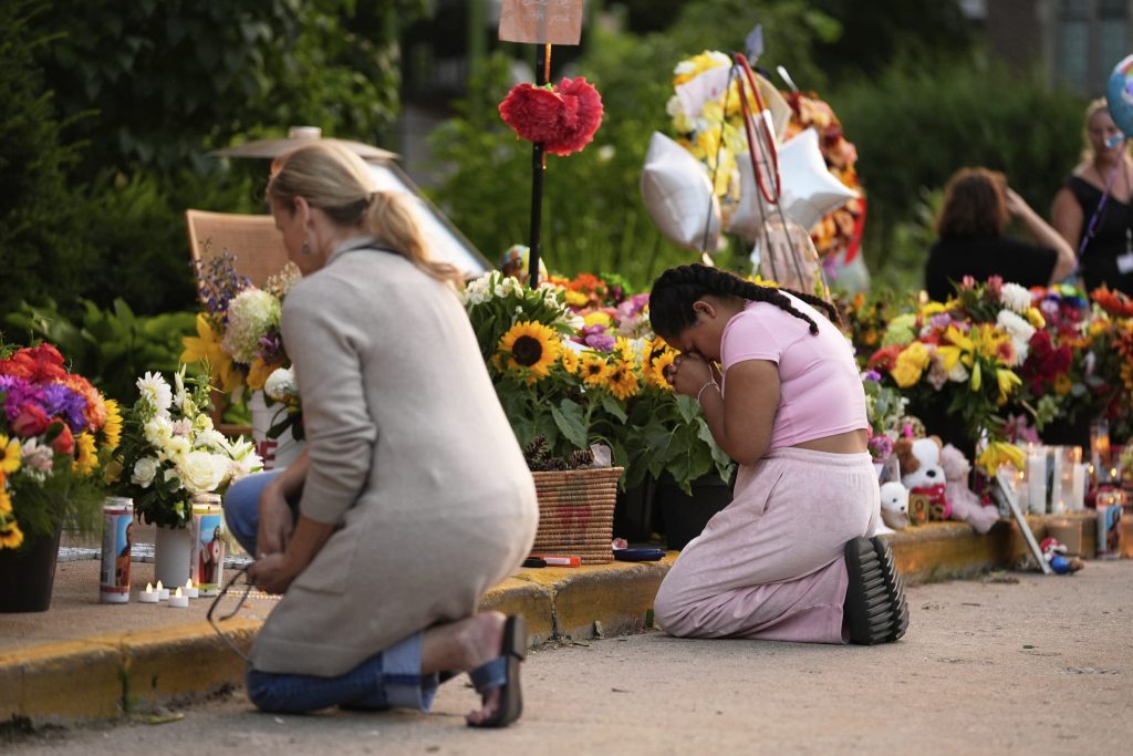 FBI-Chef: Terrorverdacht bei Schüssen in den USA erhärtet