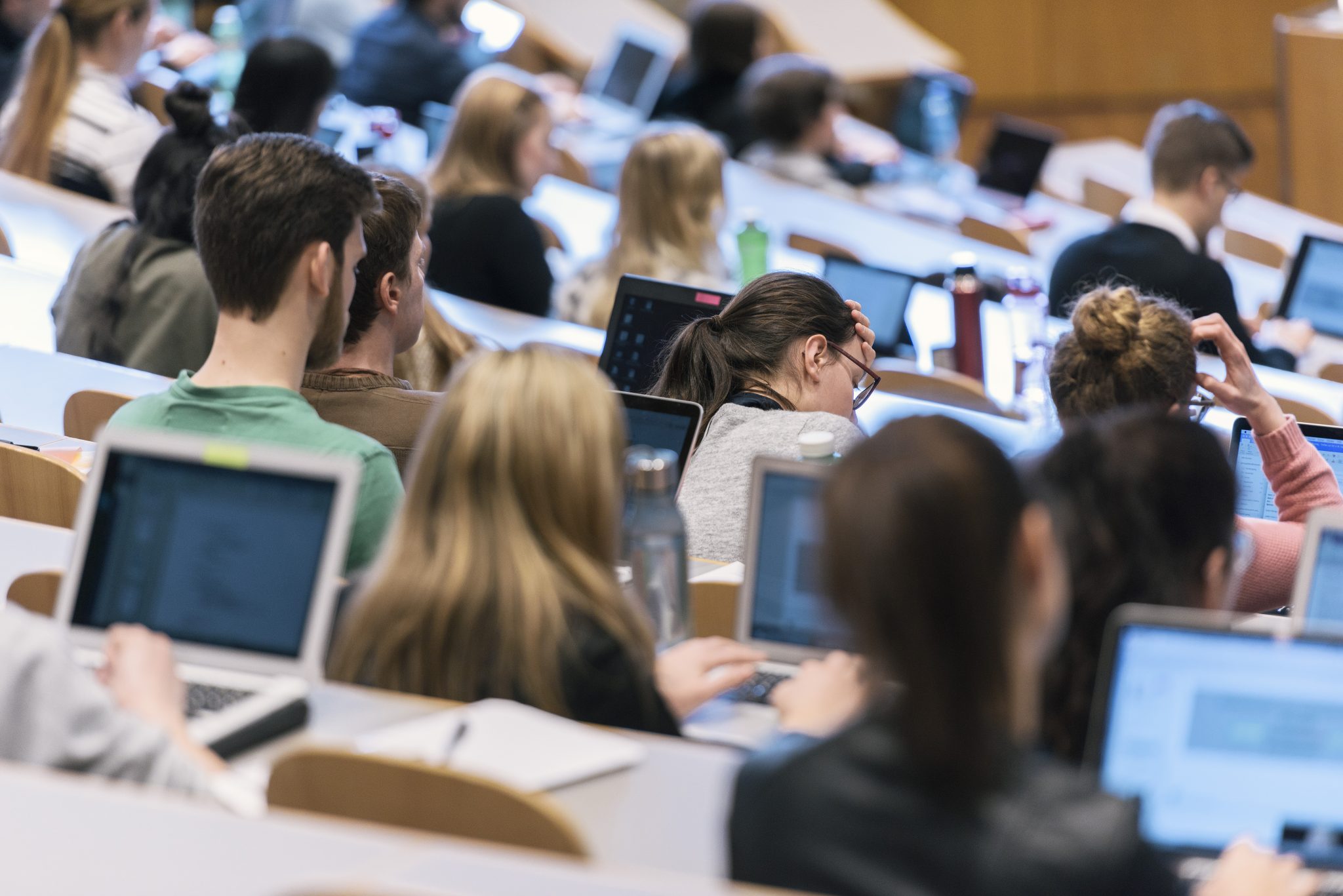 Höhere Gebühren würden viele Studierende stark belasten