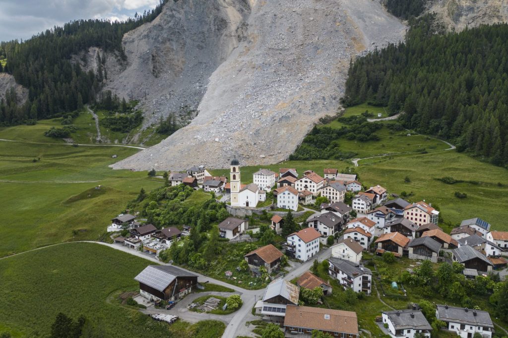 Vorsorgliche Umsiedlung von Brienz kostet über 55 Millionen Franken