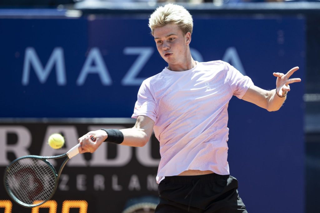 Basler Tennistalent Bernet beim Davis Cup dabei