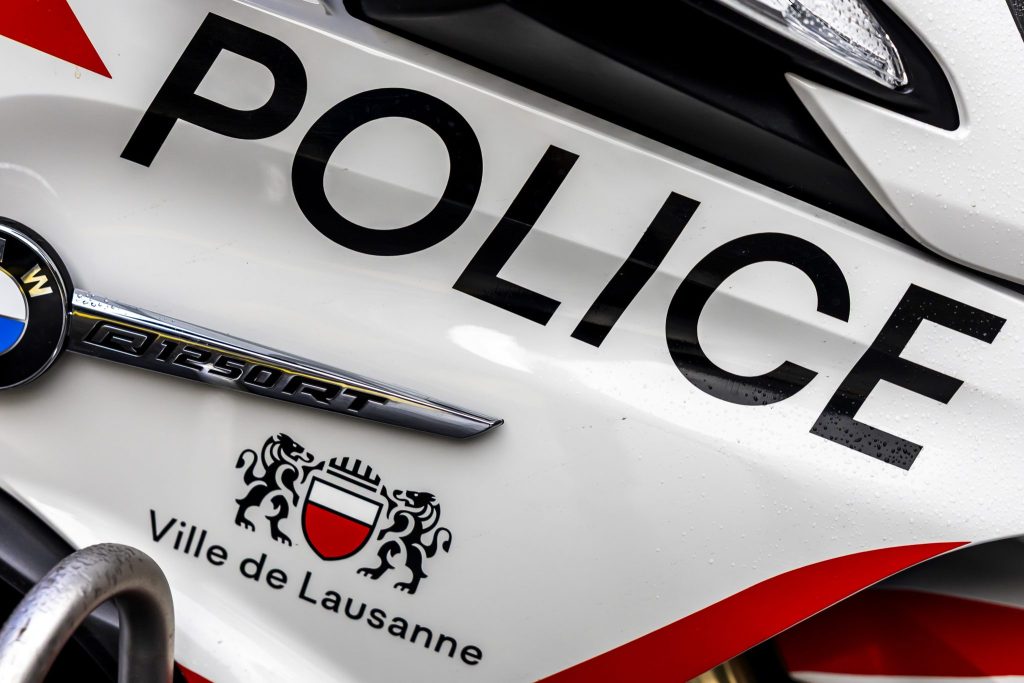 Auto fährt in Lausanne in Palästina-Demo &#8211; zwei Verletzte