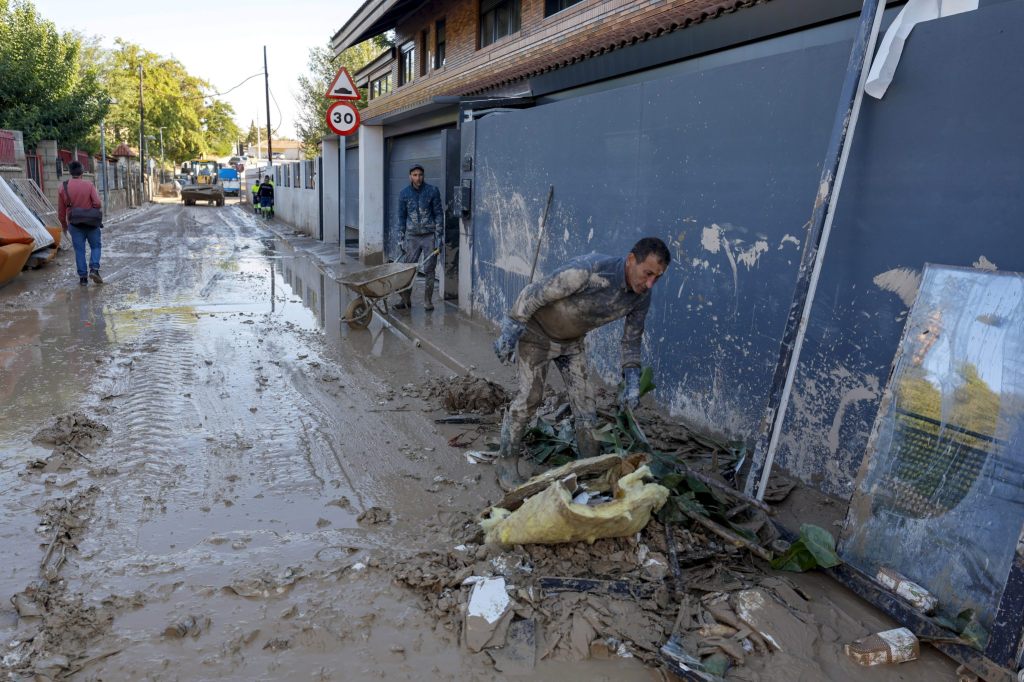 Starkregenfälle: In Spanien stehen Strassen und Häuser unter Wasser