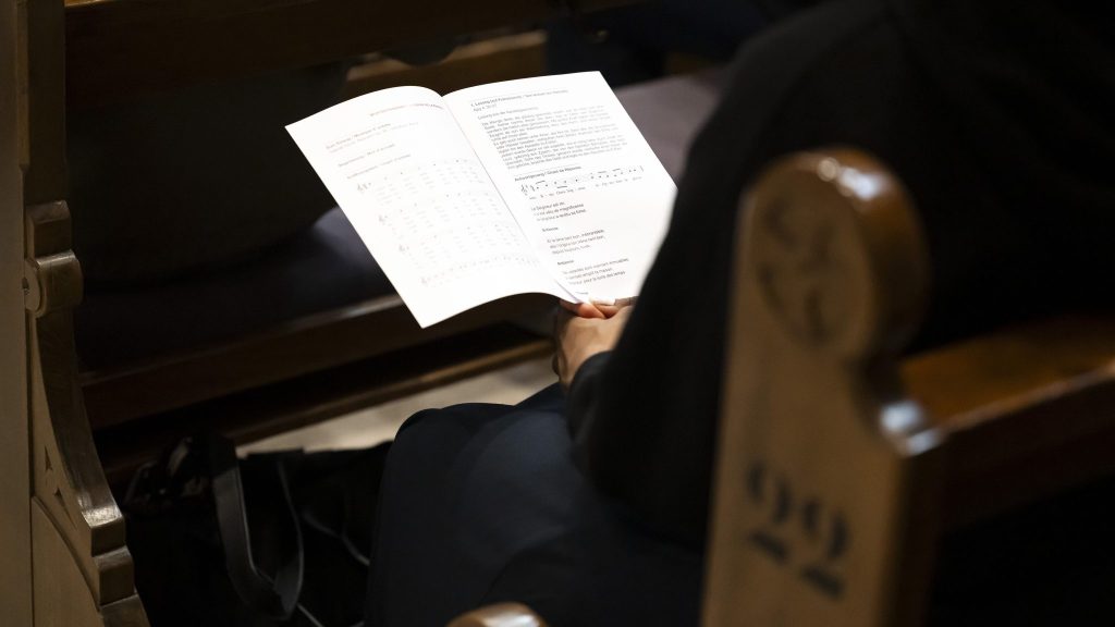 Kirchen verzeichnen 2024 deutlich weniger Austritte als 2023