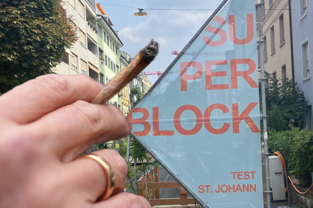 «Die rauchen hier nur Haschisch»: Anwohner nervt sich über Superblock