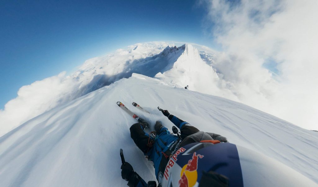 Weltpremiere: Skiabfahrt vom Everest ohne Sauerstoff-Flasche gemeldet