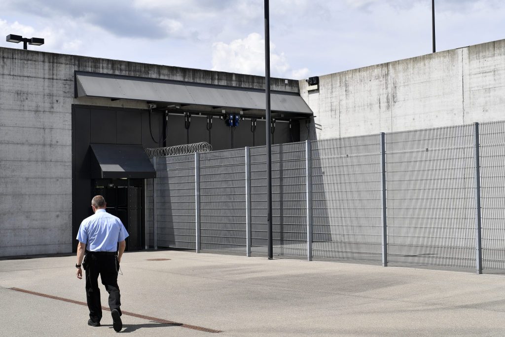 Feuer in Zelle des Gefängnisses Lenzburg – Insasse verletzt