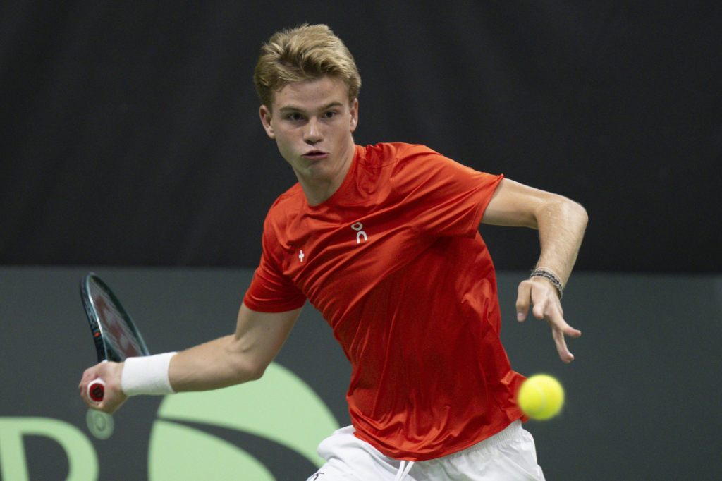 Bernet gegen Mensik, Wawrinka gegen Kecmanovic