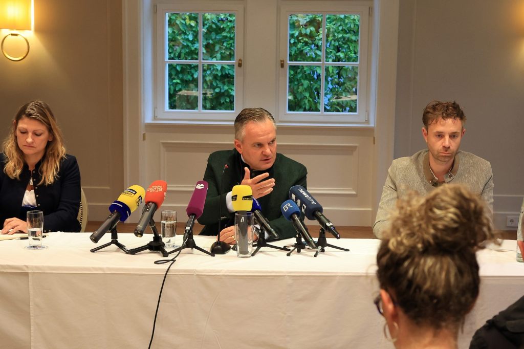 Ausnahmezustand mit Feuer, Sprengstoff und Wiesn-Schliessung