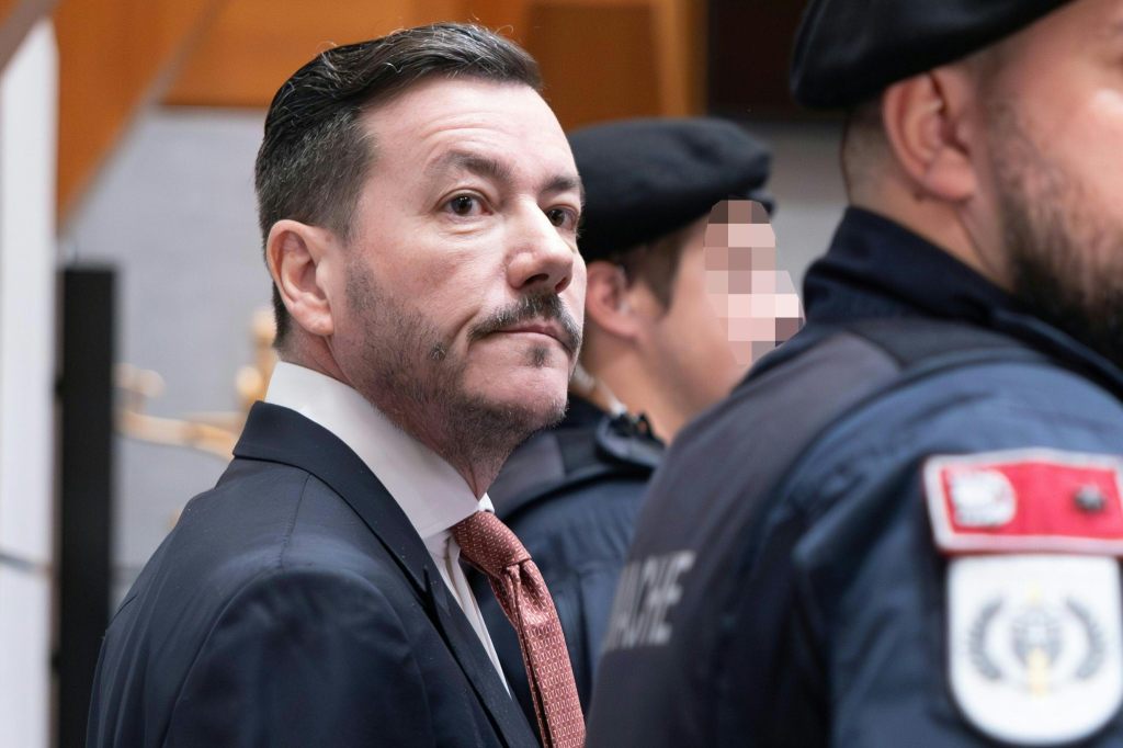 Prozess gegen Benko nach zwei Stunden auf Mittwoch vertagt