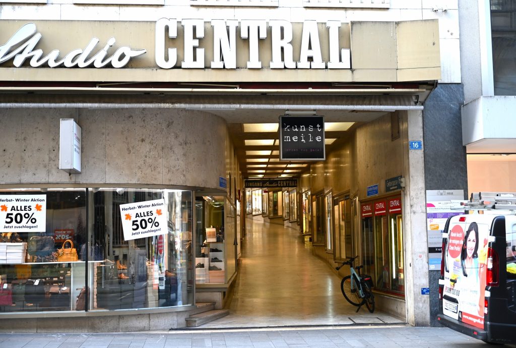 Provokante Trump-Skulptur wird nun doch in Basel ausgestellt