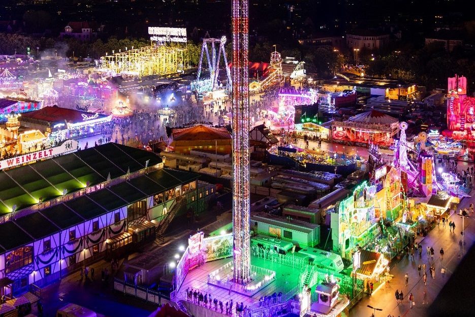 Freefall-Tower und Tramlinie 12: Die Neuheiten an der Herbstmesse