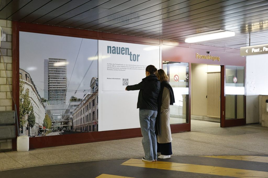 Der «Rostbalken» wird ein letztes Mal belebt und bietet Einsicht in die leeren Räume