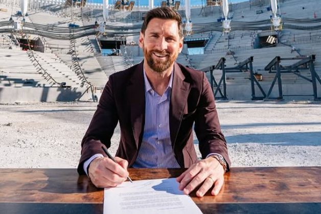 Lionel Messi verlängert seinen Vertrag